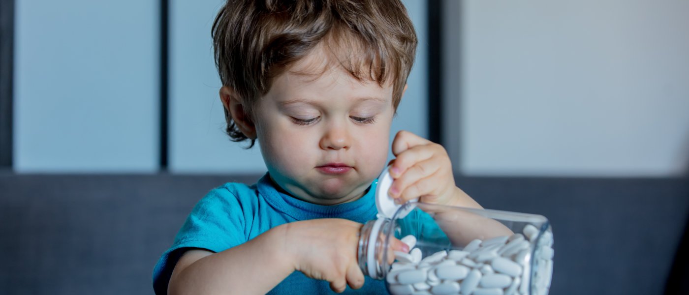 Toddler with pills